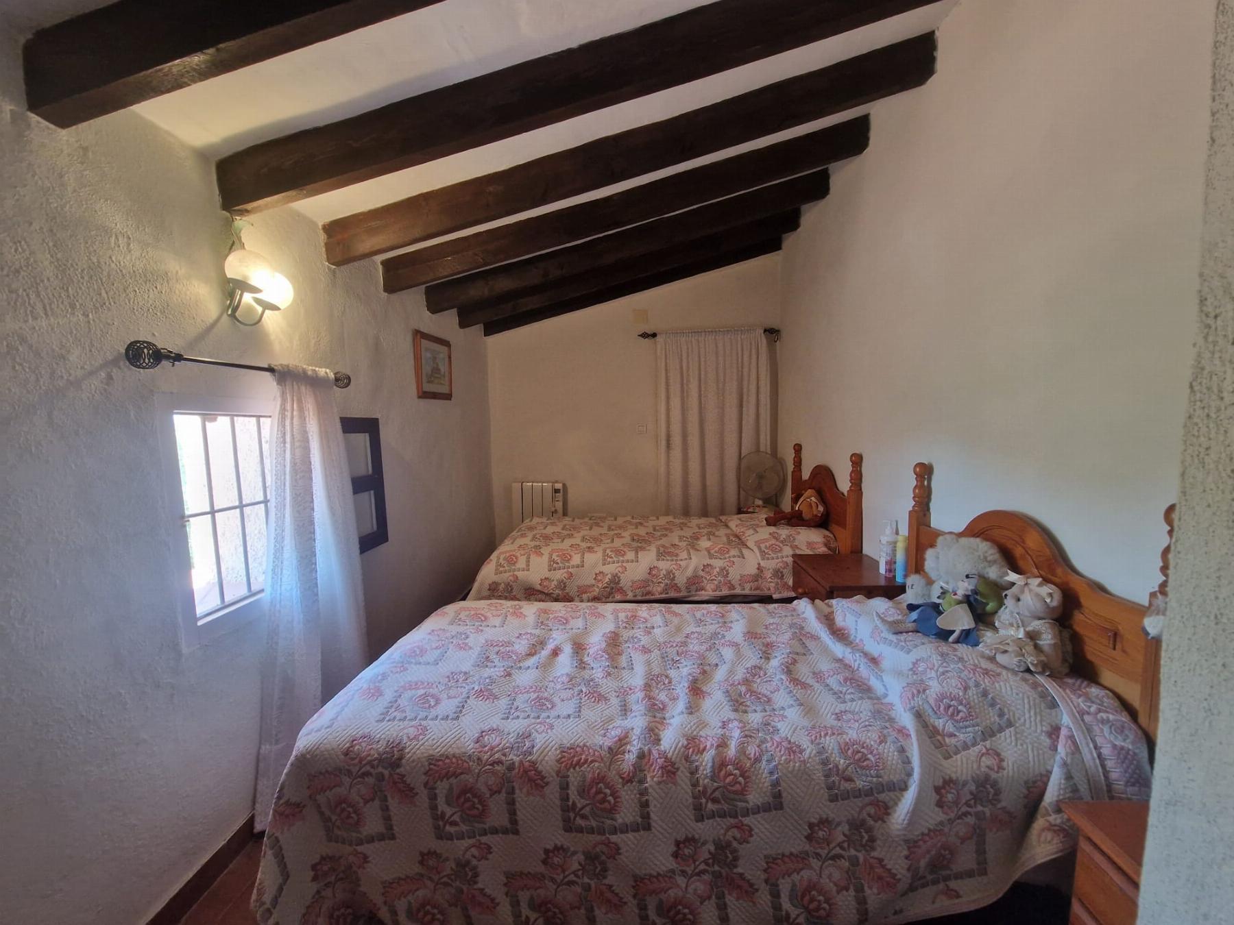 Venta de casa en Vélez de Benaudalla