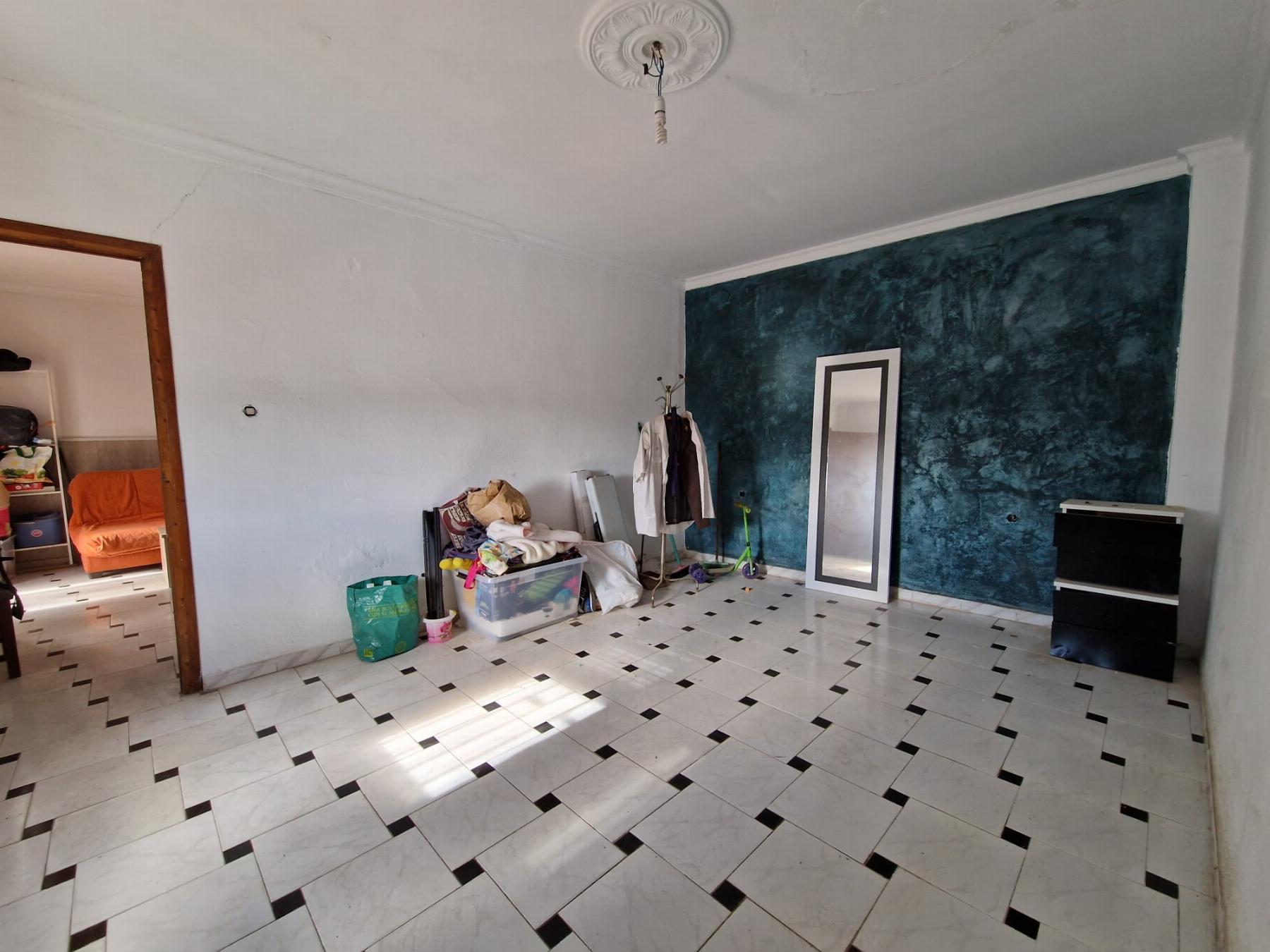 Venta de casa en Lobres