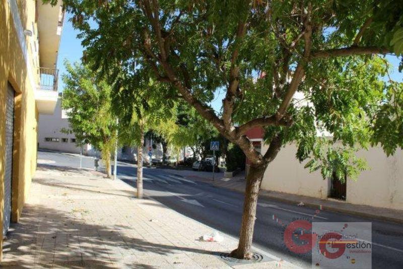 Venta de local comercial en Motril