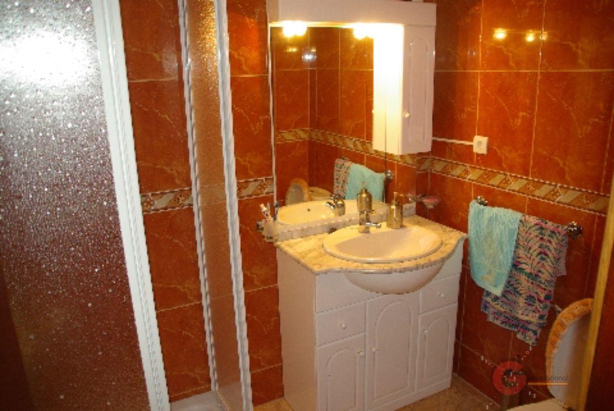 For sale of apartment in Almuñécar