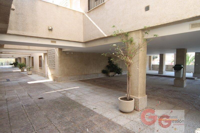 For sale of apartment in Salobreña