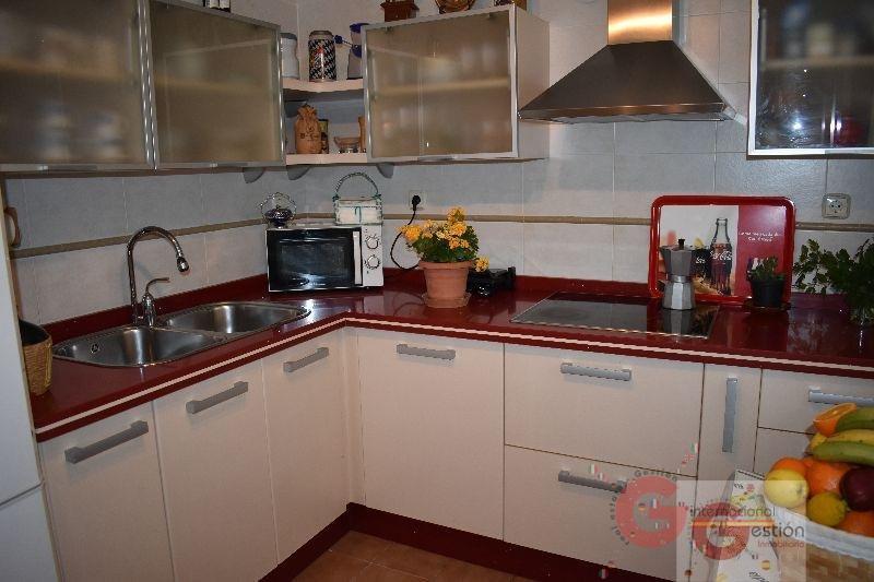 For sale of house in Salobreña