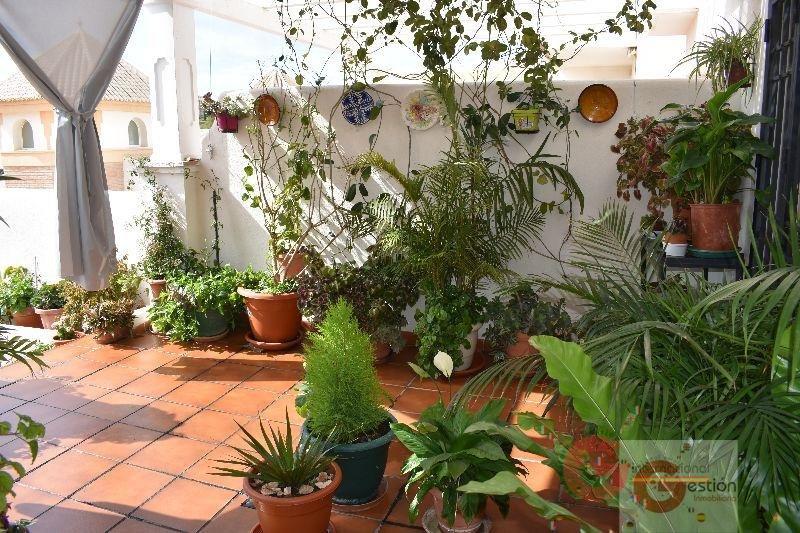 For sale of house in Salobreña