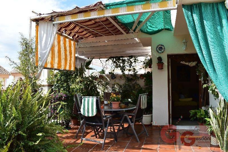 For sale of house in Salobreña