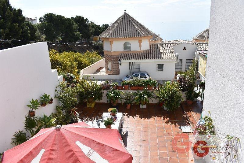 For sale of house in Salobreña