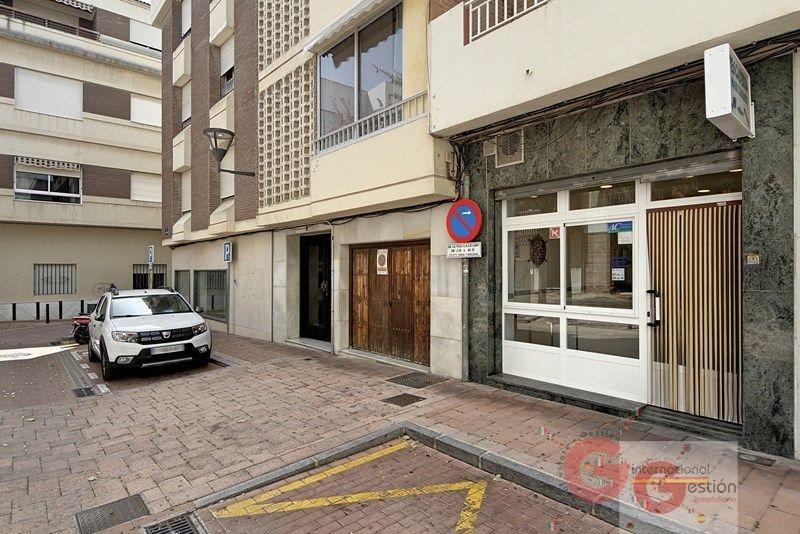 Venta de local comercial en Motril