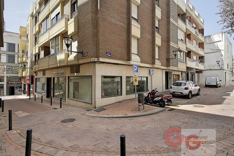 Venta de local comercial en Motril