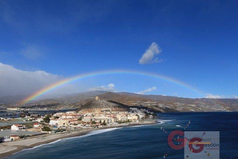 Venta de piso en Castell de Ferro