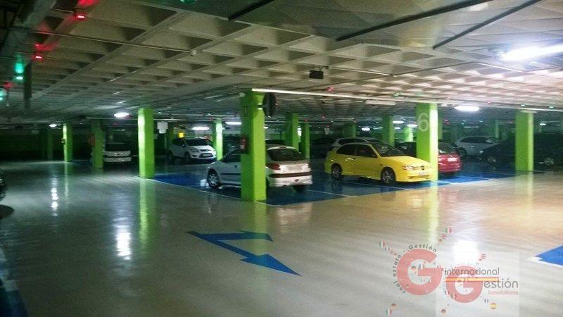 For sale of garage in Motril