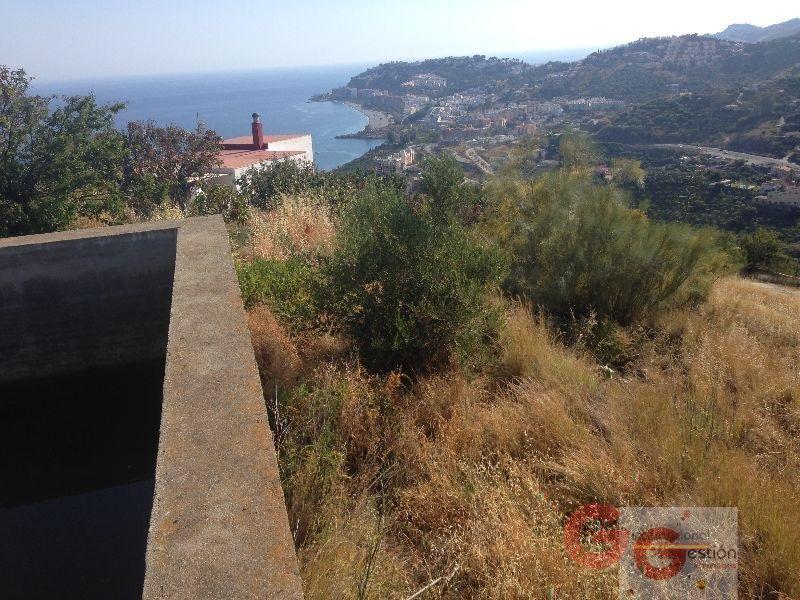For sale of land in Almuñécar