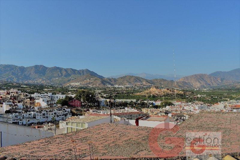 For sale of house in Salobreña