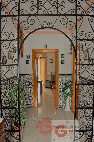 For sale of house in Salobreña