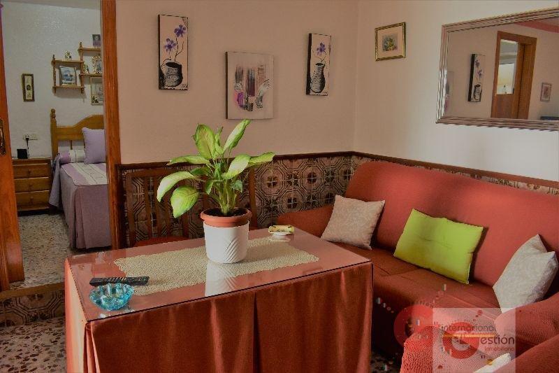 For sale of house in Salobreña