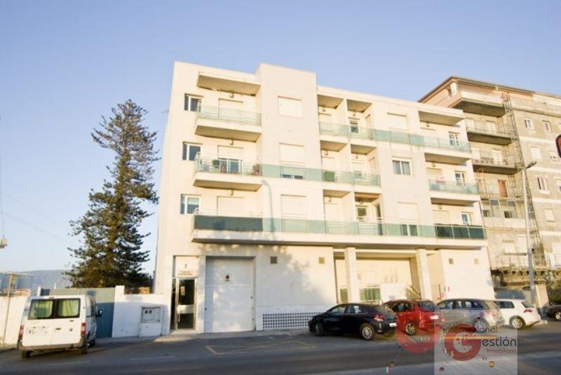 For sale of flat in Motril