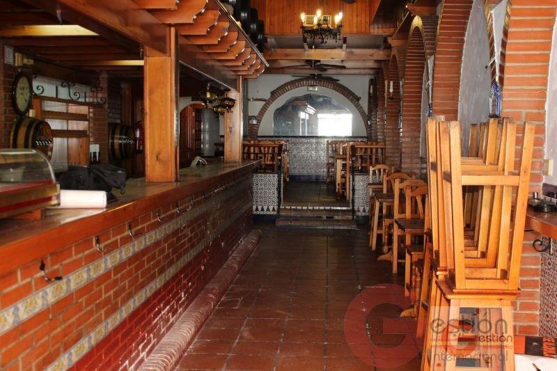 For sale of premises in Motril