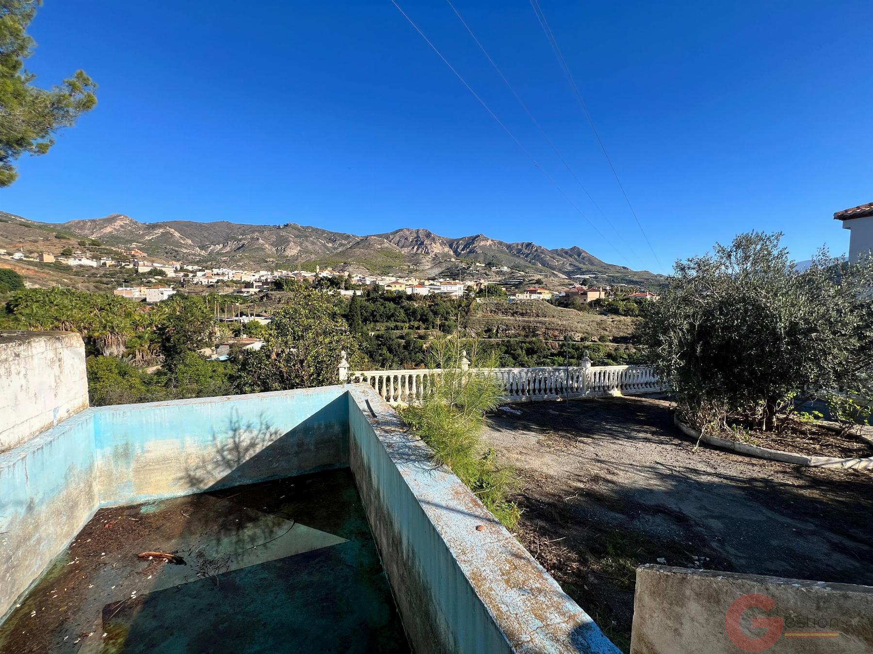 Venta de finca rústica en Molvízar