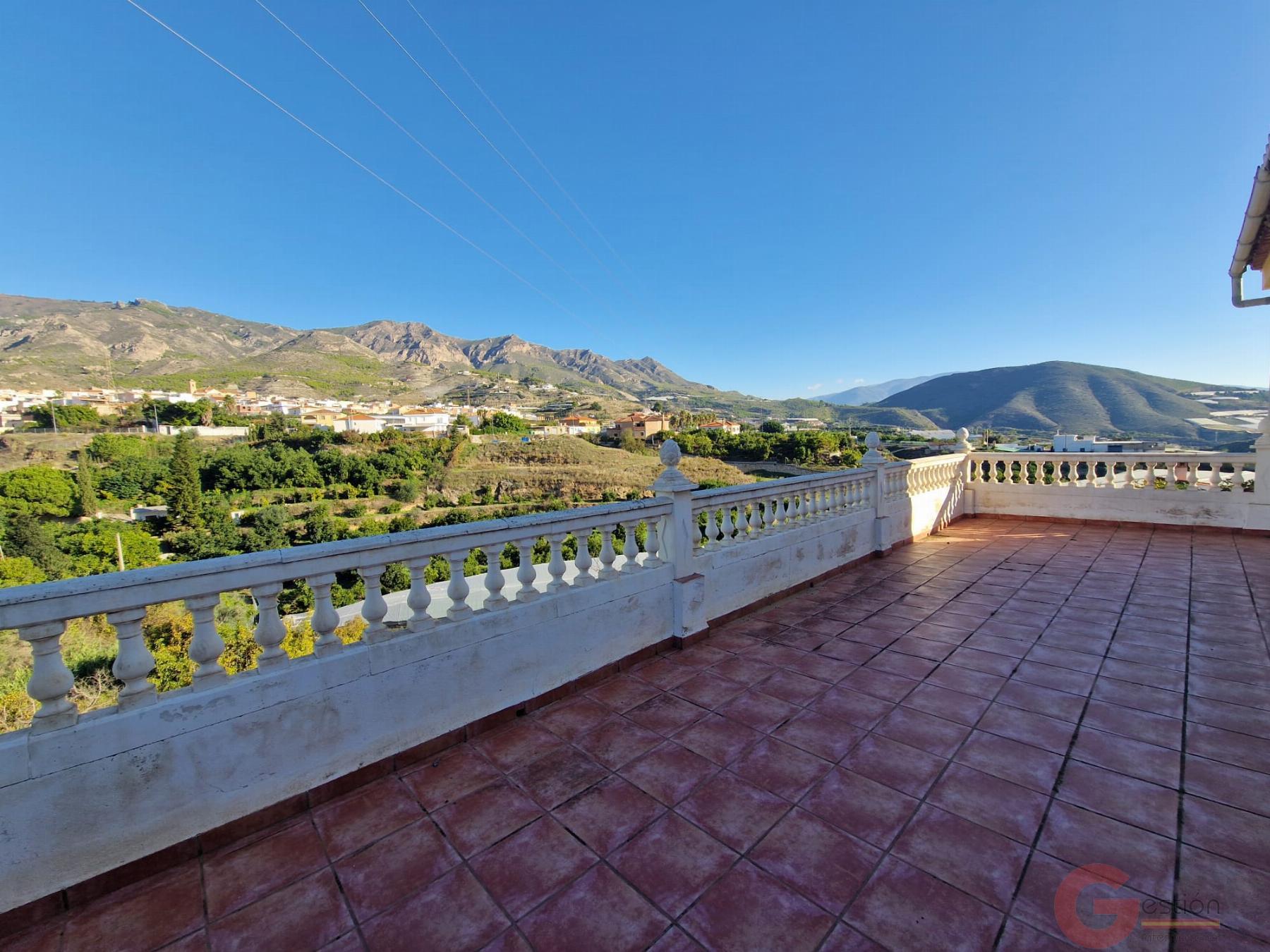 Venta de finca rústica en Molvízar