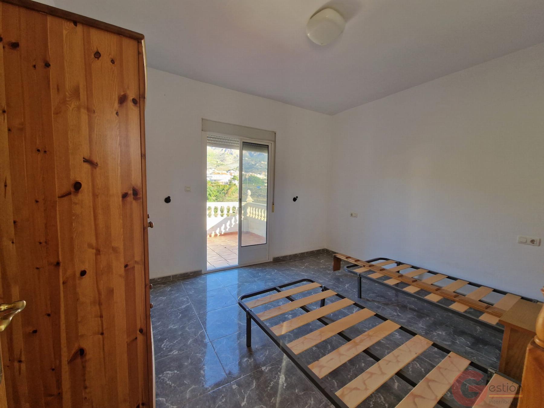 Venta de finca rústica en Molvízar