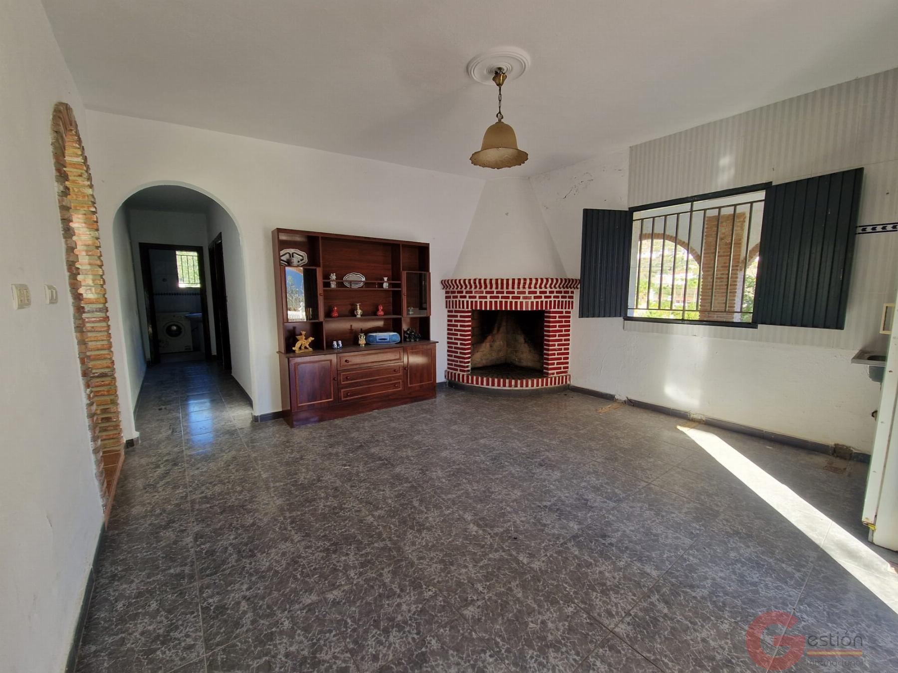 Venta de finca rústica en Molvízar