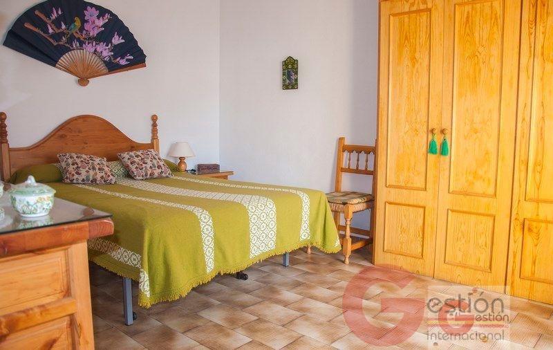 For sale of apartment in Salobreña