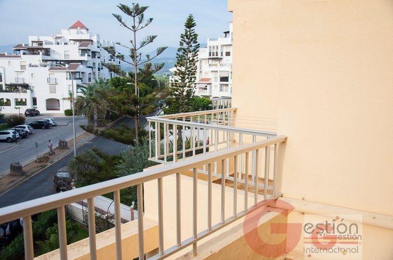 For sale of apartment in Salobreña