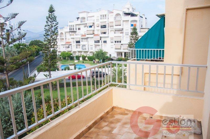 For sale of apartment in Salobreña