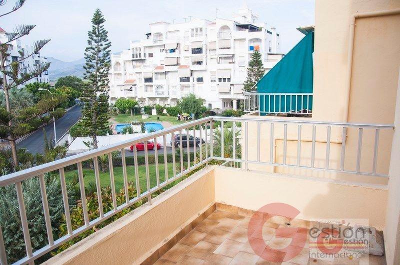 For sale of apartment in Salobreña