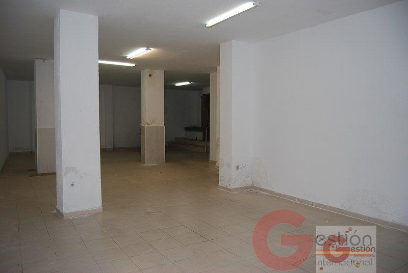 For sale of commercial in Salobreña