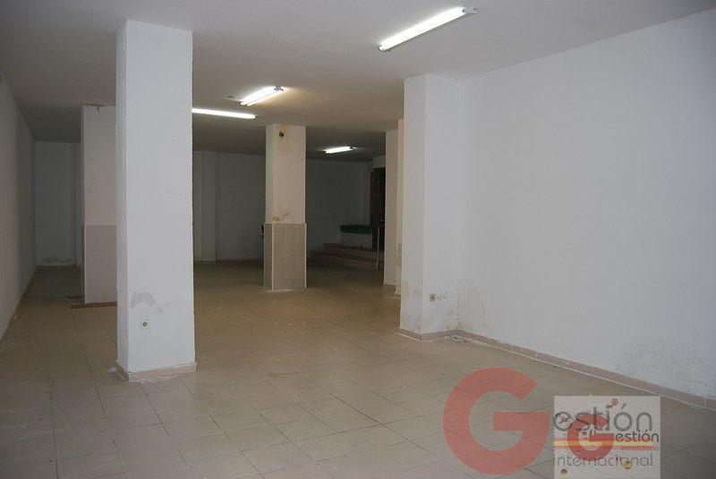 For sale of commercial in Salobreña