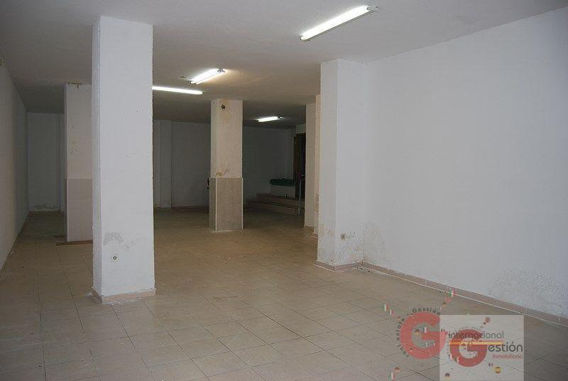 For sale of commercial in Salobreña