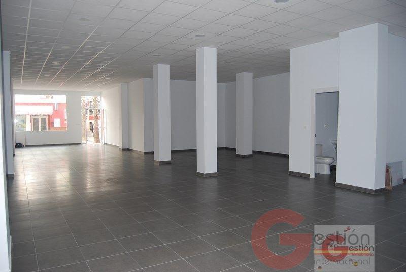 For sale of commercial in Salobreña