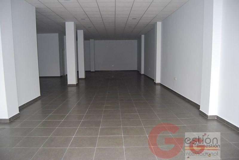 For sale of commercial in Salobreña