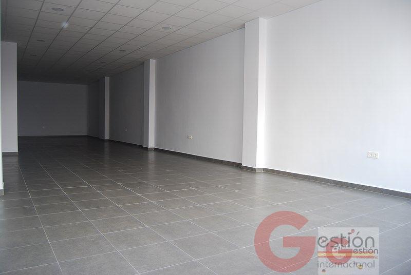 For sale of commercial in Salobreña