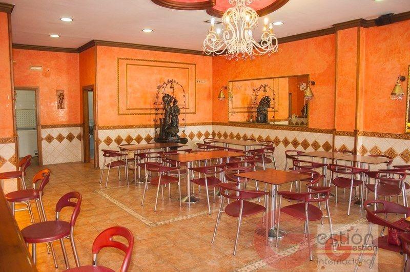 Venta de local comercial en Salobreña