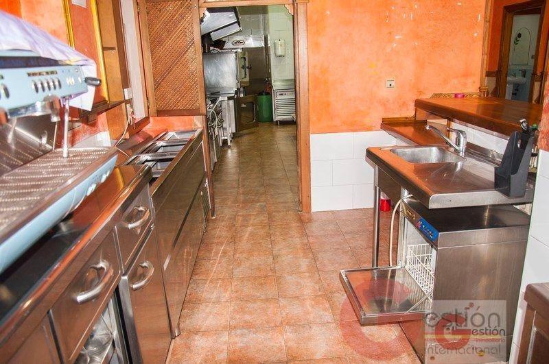 For sale of commercial in Salobreña