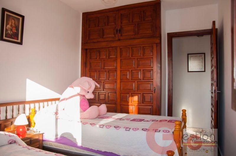 For sale of flat in Salobreña