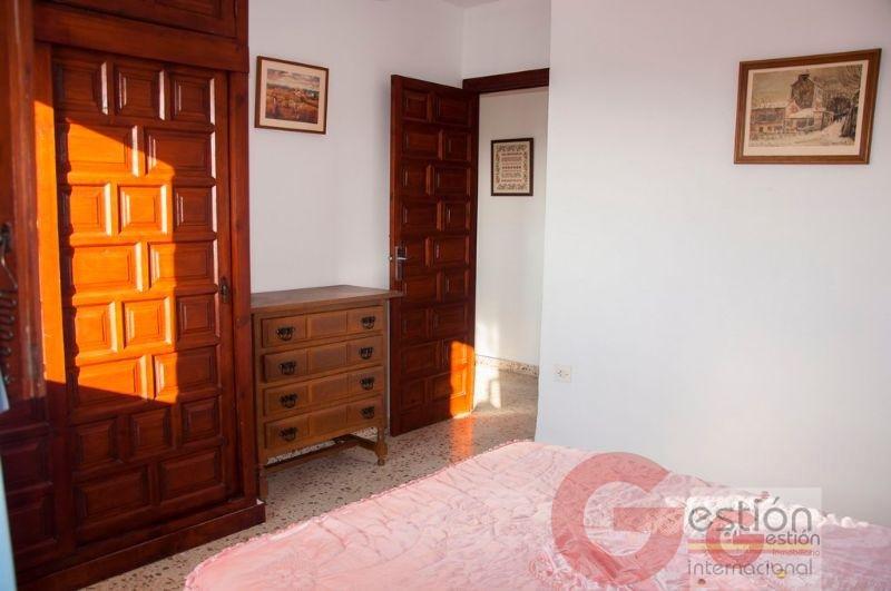 For sale of flat in Salobreña