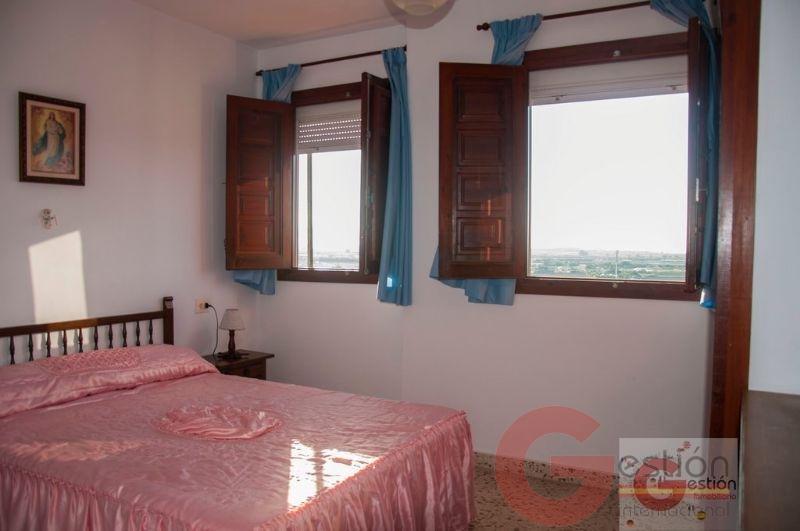 For sale of flat in Salobreña