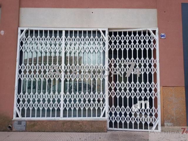 For sale of commercial in Totana
