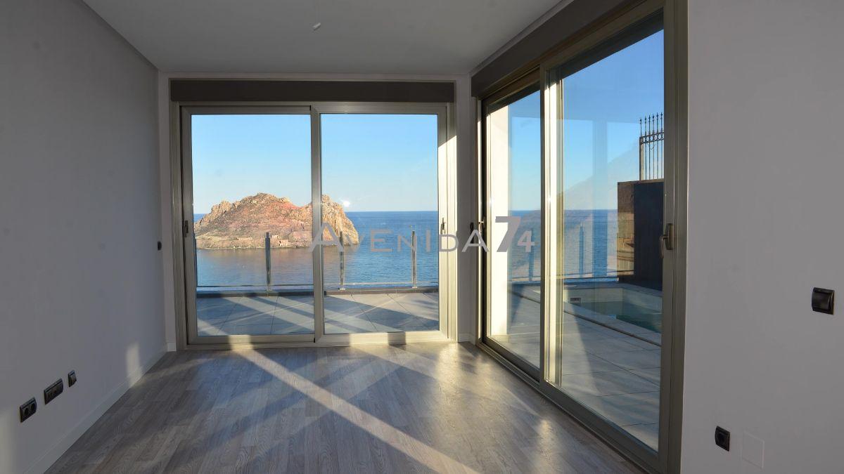 For sale of penthouse in Águilas