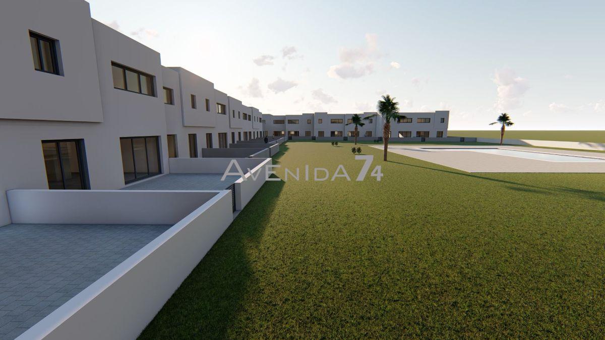 For sale of new build in Lorca