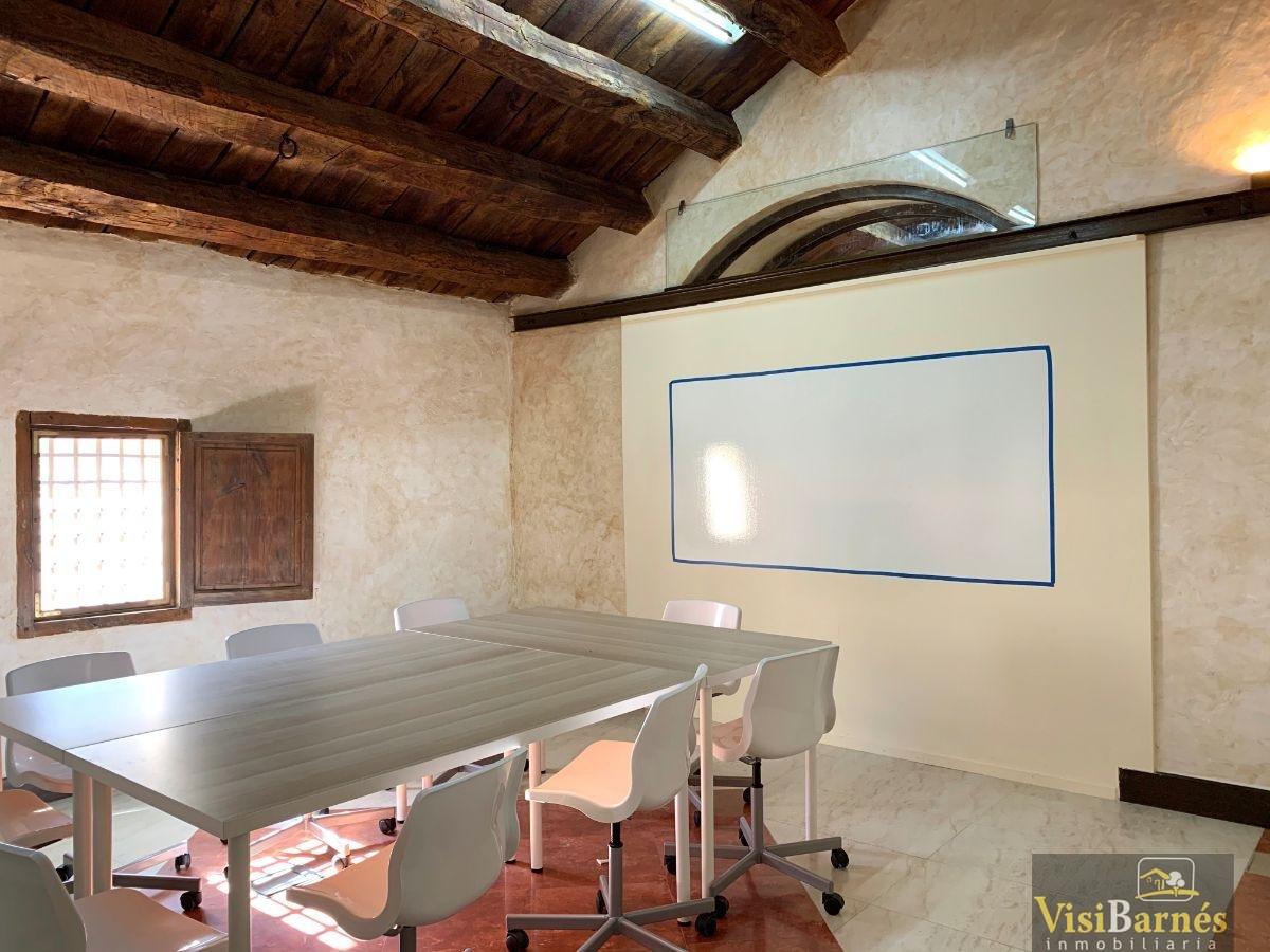 For rent of commercial in Lorca