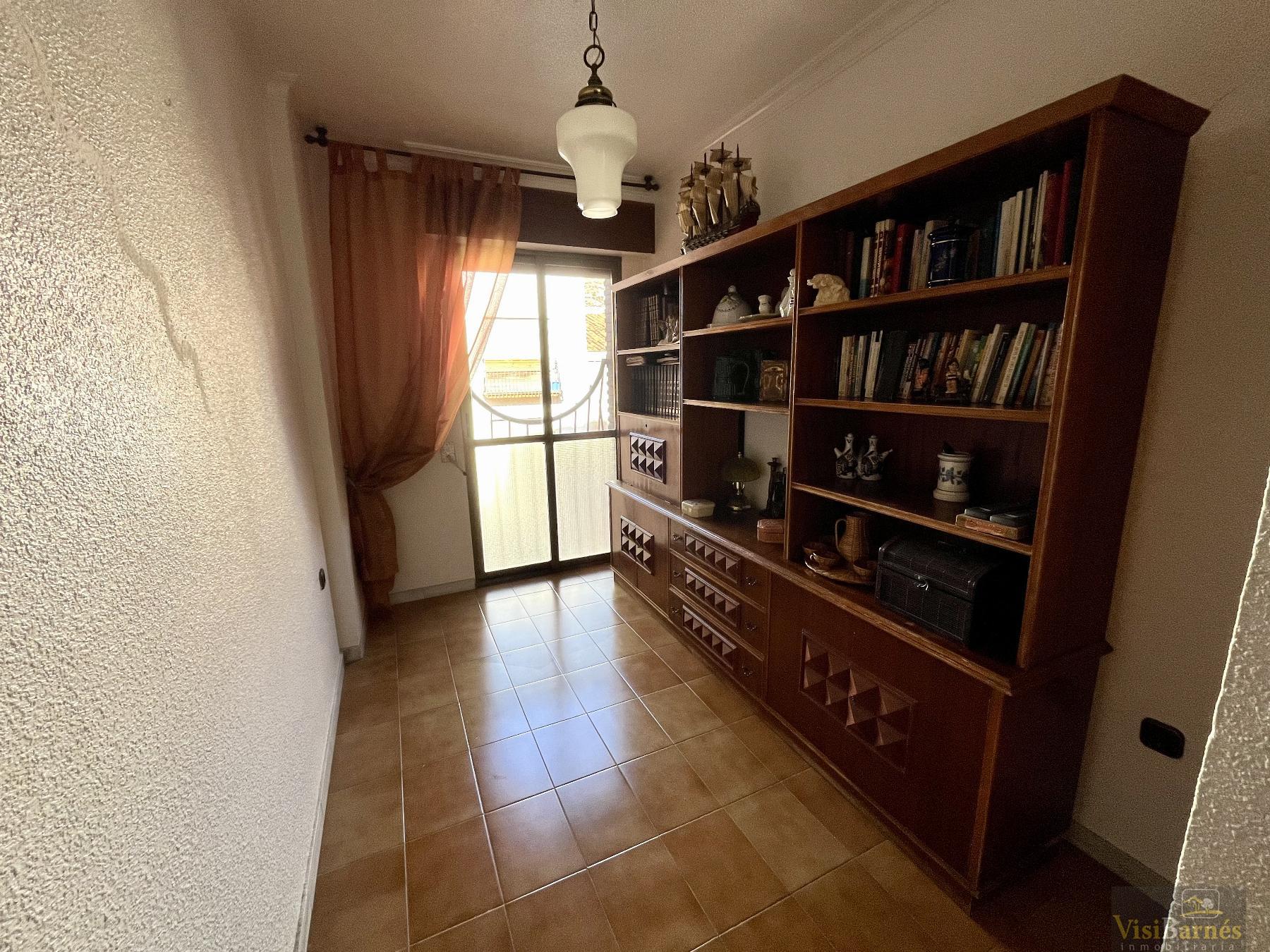 For sale of flat in Lorca