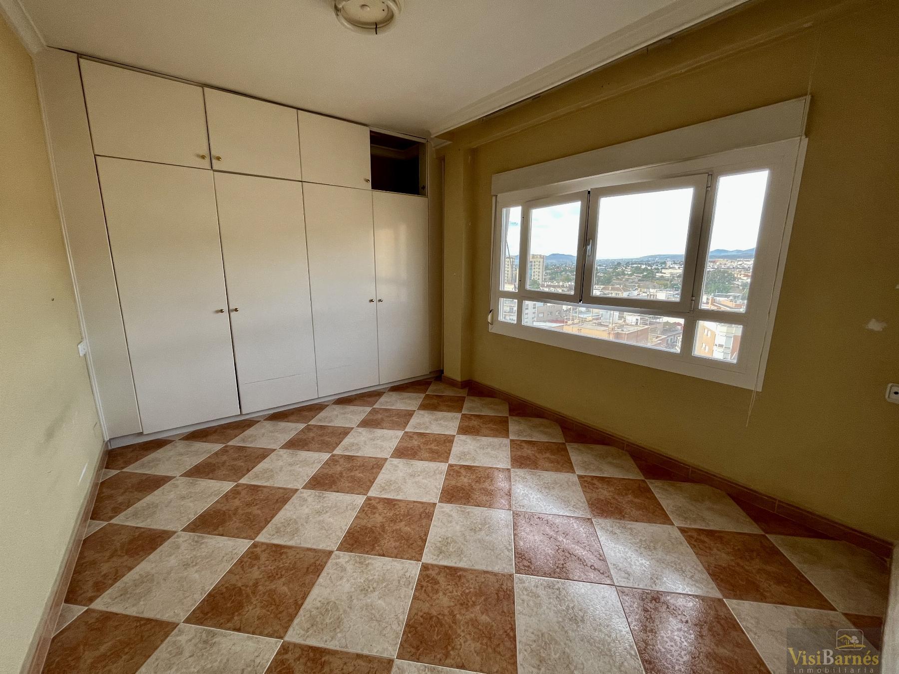 For sale of flat in Lorca