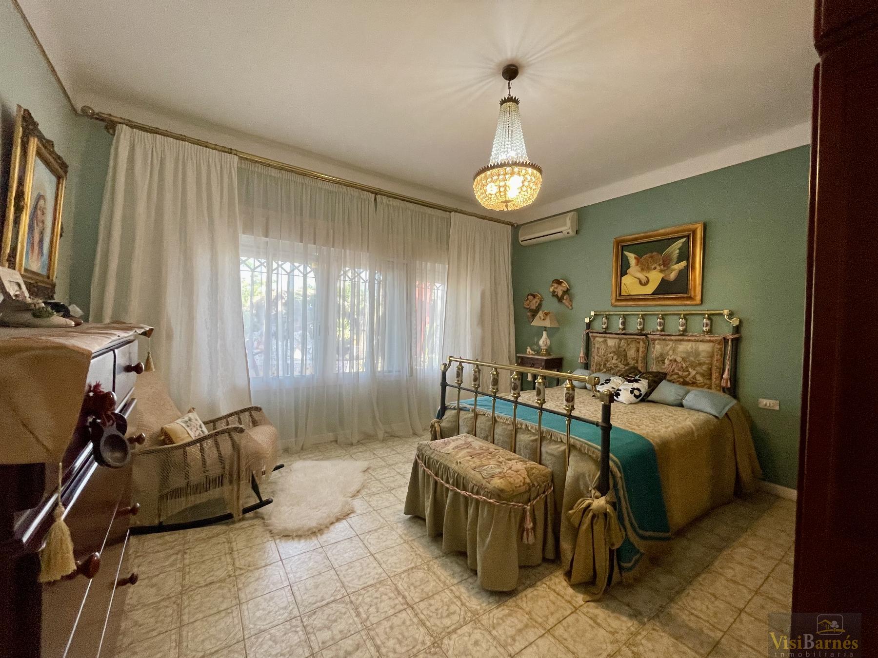 For sale of chalet in Lorca