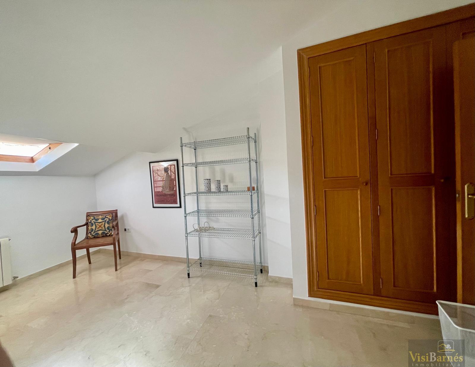 For sale of penthouse in Lorca