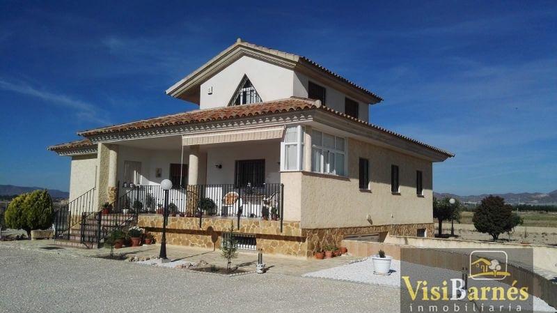 For sale of chalet in Lorca