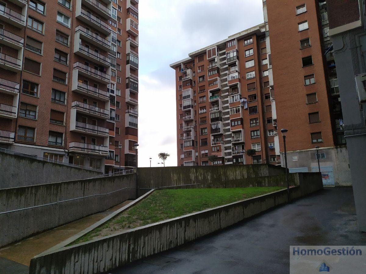 For sale of flat in Bilbao