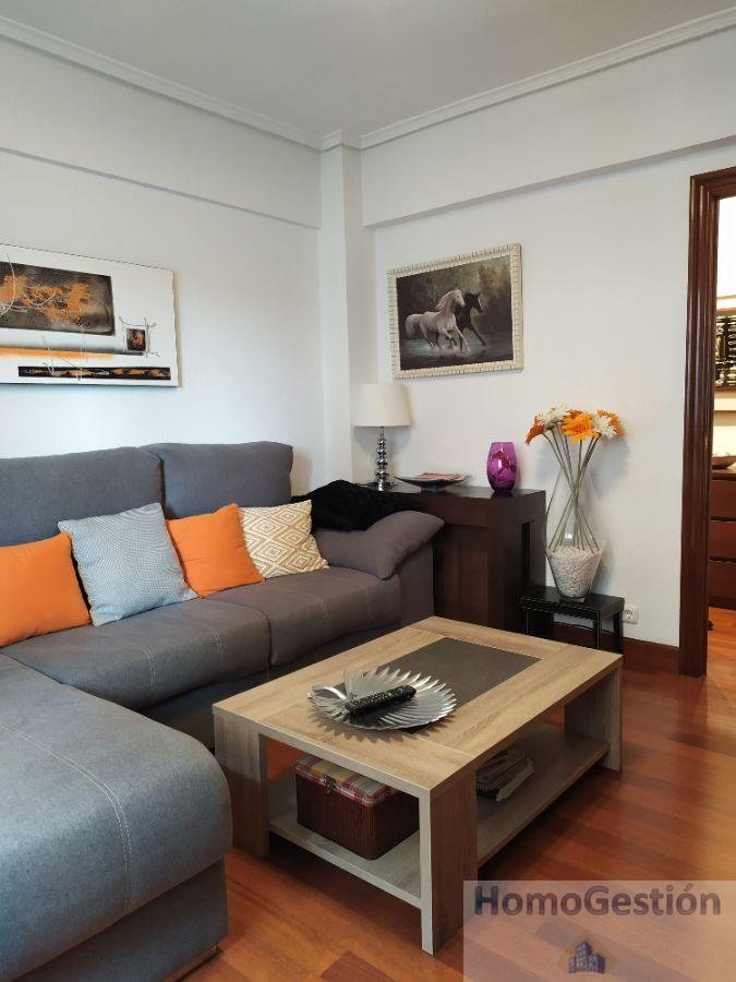 For sale of flat in Berango