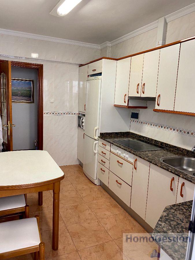 For sale of flat in Berango